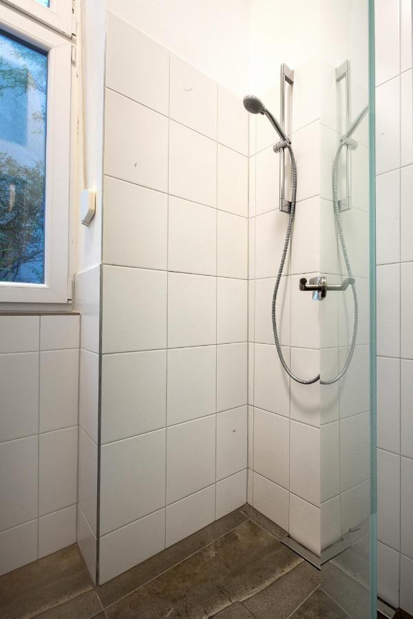 Newton-Appartement Mit 3 Schlafzimmern เบอร์ลิน ภายนอก รูปภาพ